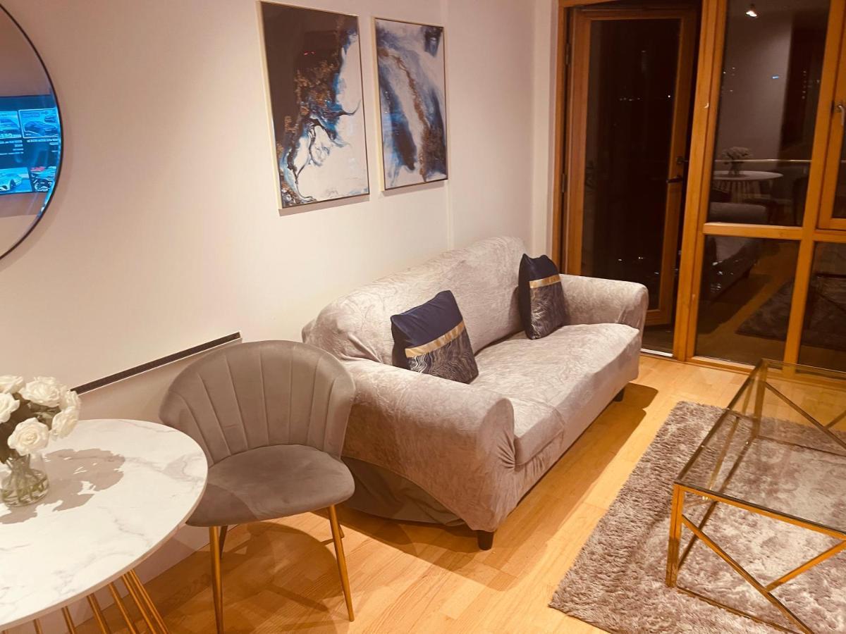 Primedoorstep Deluxe City Apt, River Canal View& Free Parking! Leeds  Exterior photo