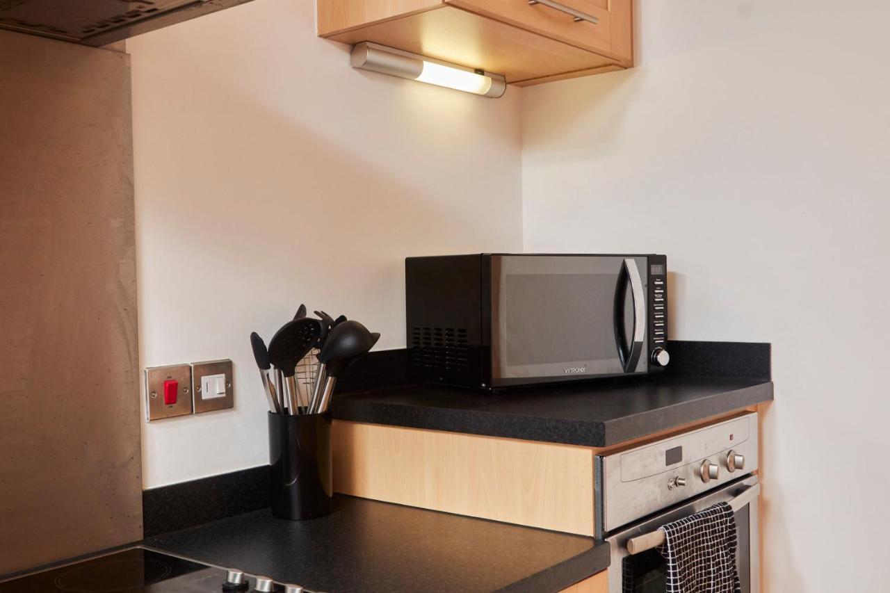 Primedoorstep Deluxe City Apt, River Canal View& Free Parking! Leeds  Exterior photo